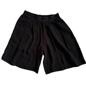 Tiny By Anthropologie Pleated Black Skirted Shorts Size Medium